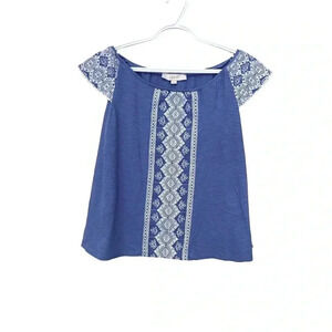 Ann Taylor LOFT summer blouse w embroidered cap sleeves and elasticized neckline